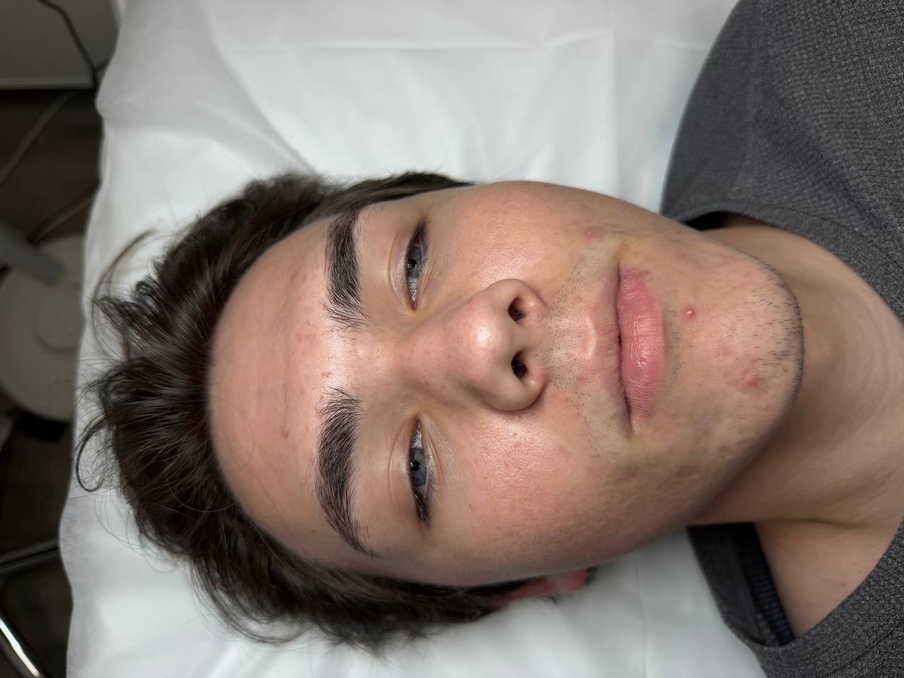 Client relaxing during a treatment